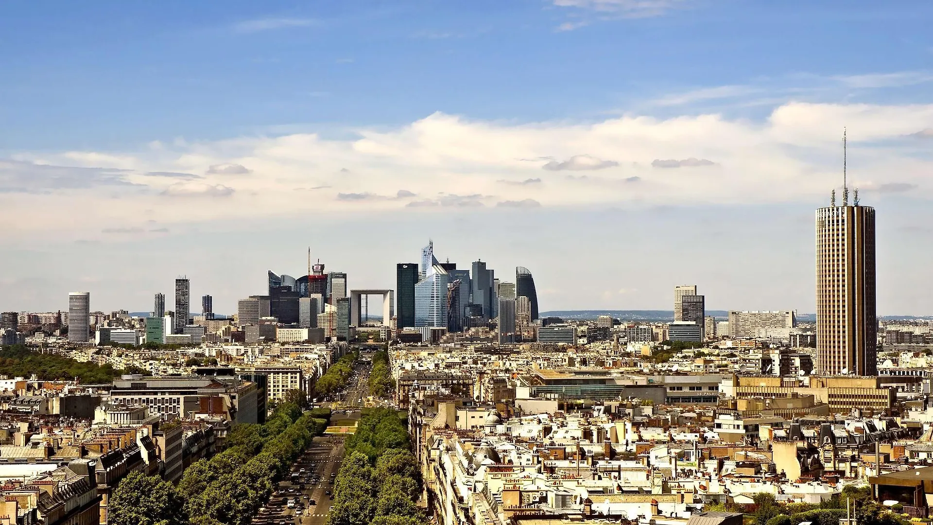 ****  Hyatt Regency Paris Etoile Hotel France