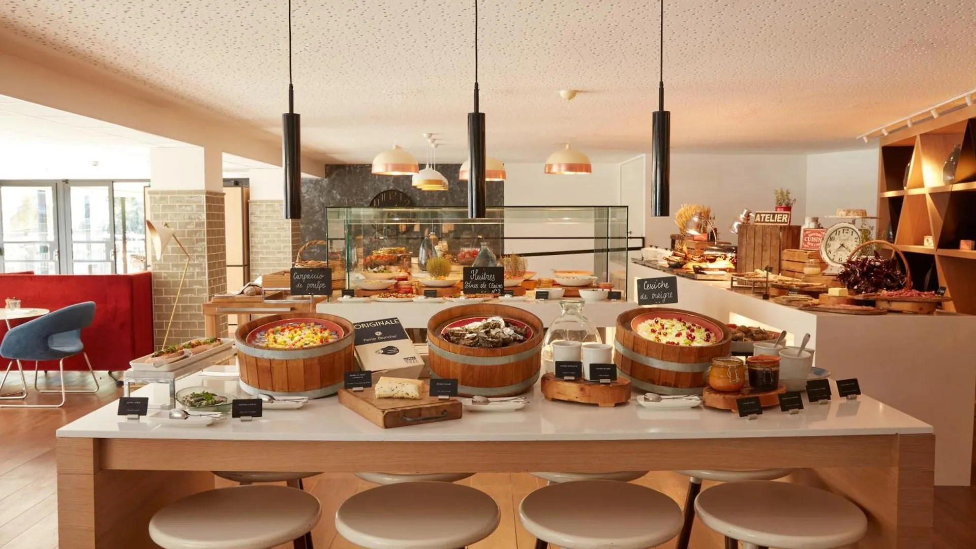 Hyatt Regency Paris Etoile Hotel