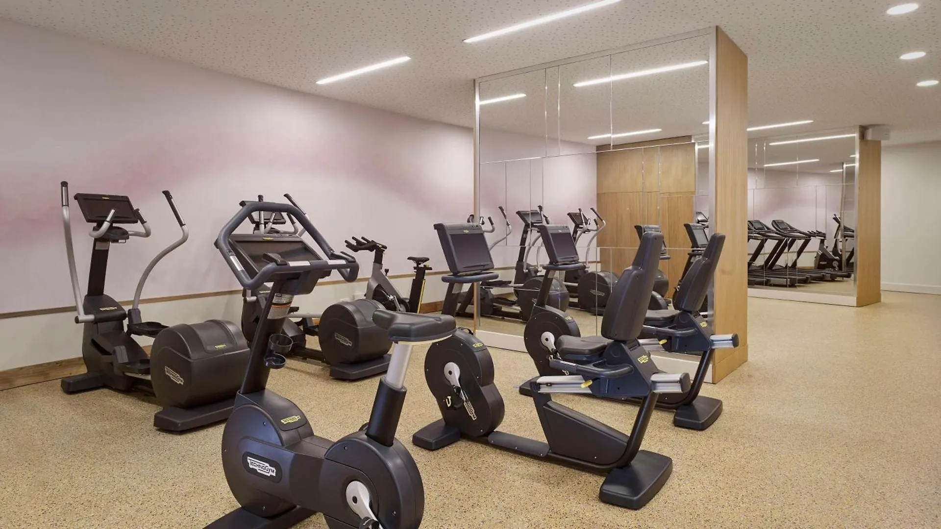Hyatt Regency Paris Etoile Hotel 4*,