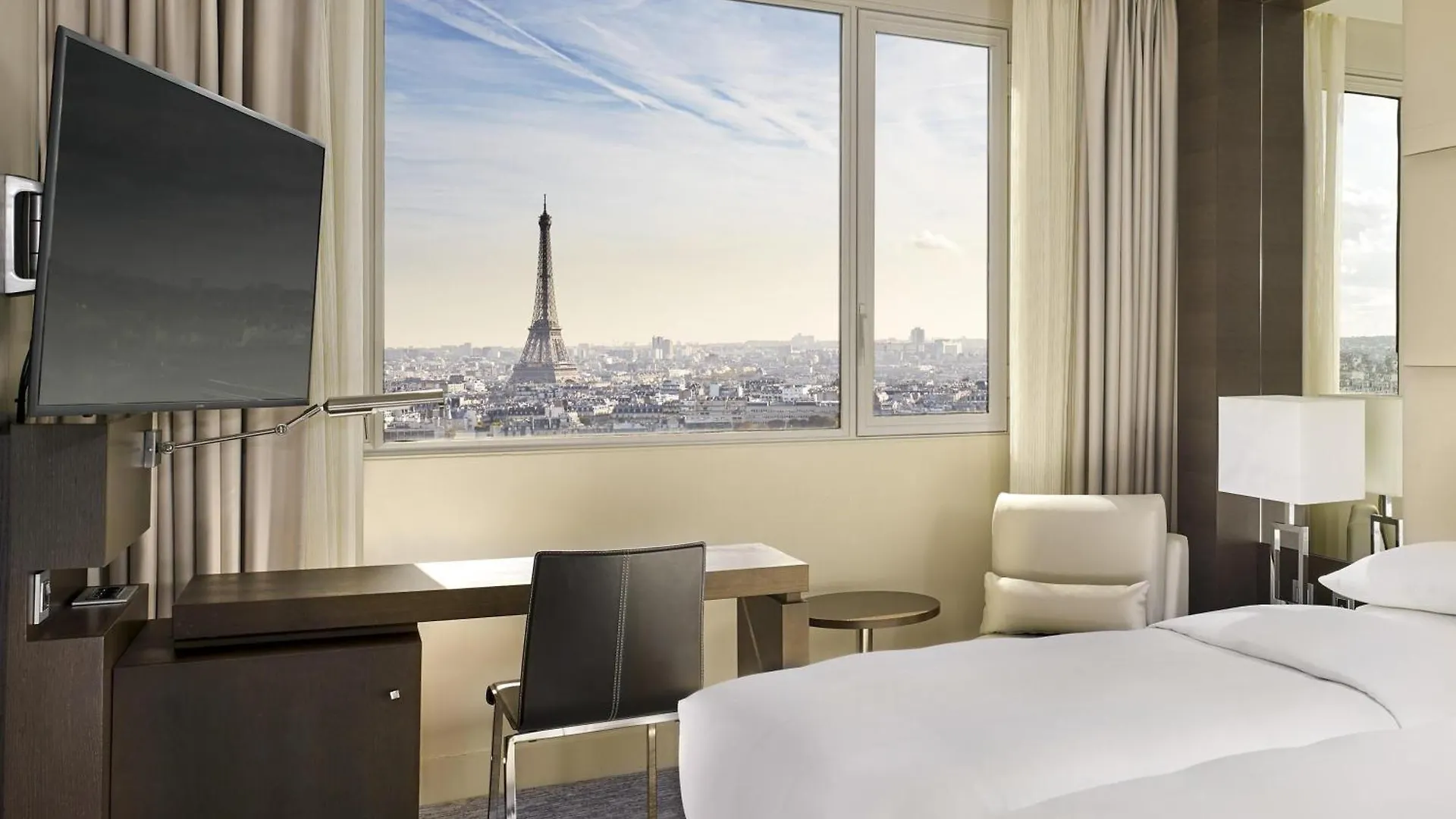 ****  Hyatt Regency Paris Etoile Otel Fransa