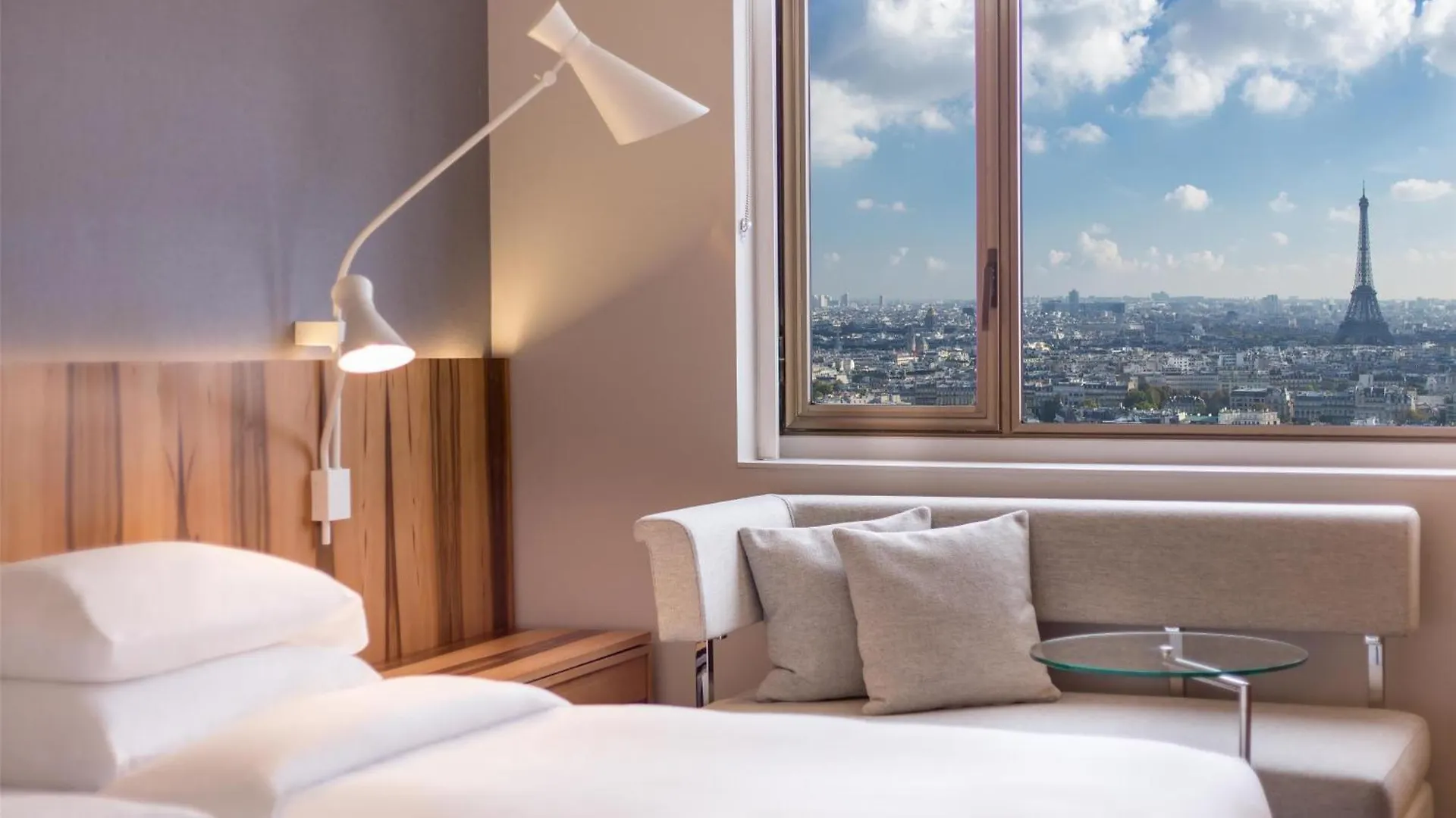 Hyatt Regency Paris Etoile Otel