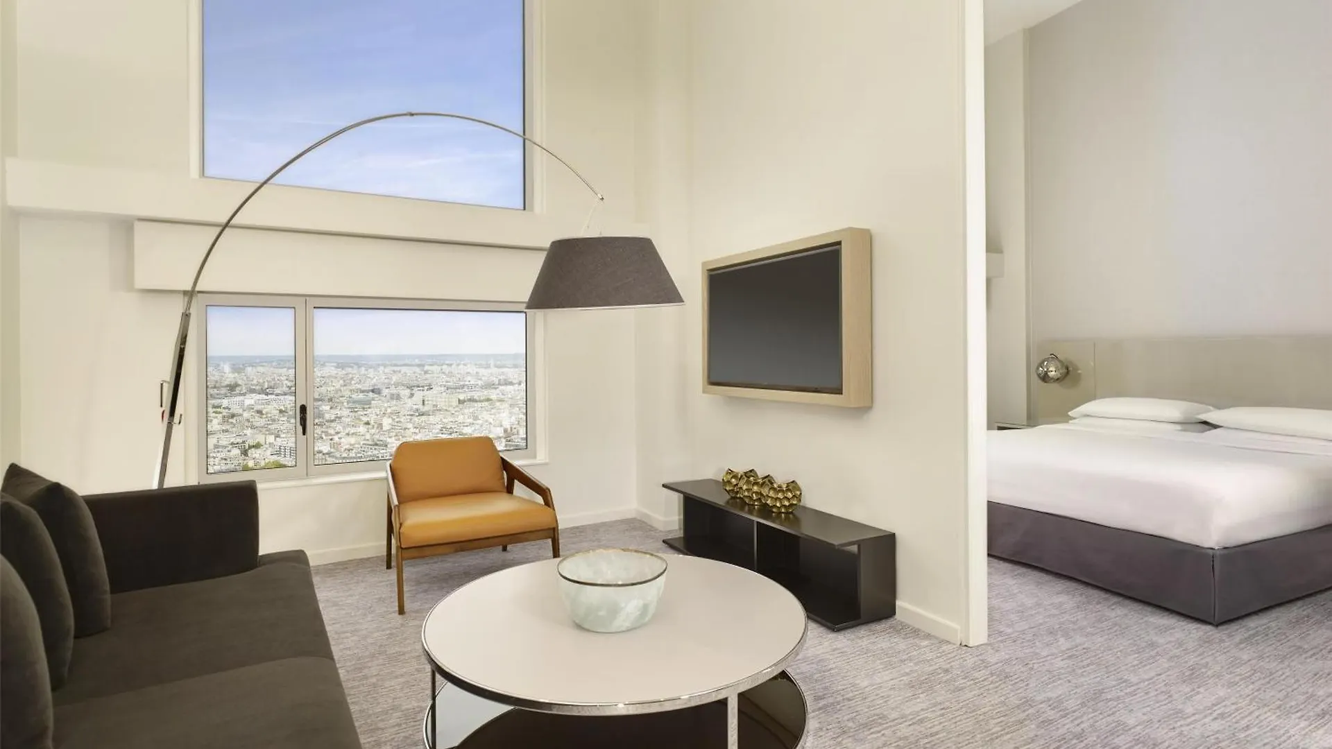 Hyatt Regency Paris Etoile Hotel