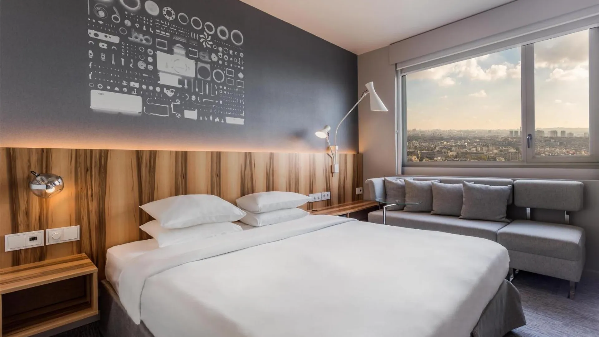****  Hotel Hyatt Regency Paris Etoile Frankreich