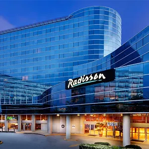 Radisson Vancouver Airport Hotell