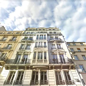 Luxury Louvre Ii Apartment