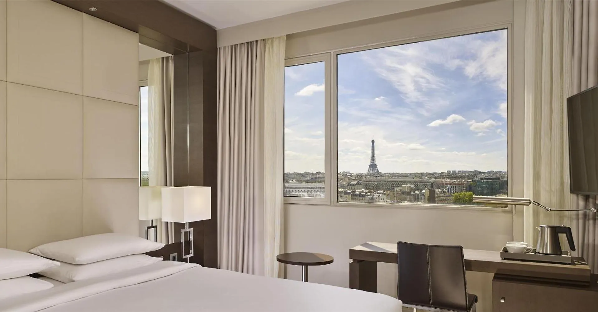 Hotel Hyatt Regency Paris Etoile