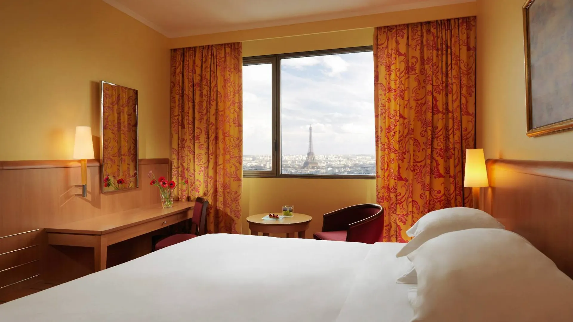 Hotel Hyatt Regency Paris Etoile